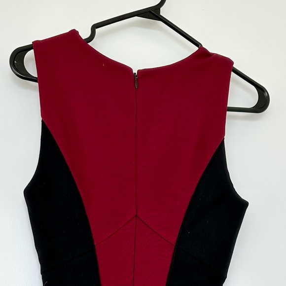 Exclusive for intermix burgundy and black body con dress size p (petite) - Picture 5 of 5